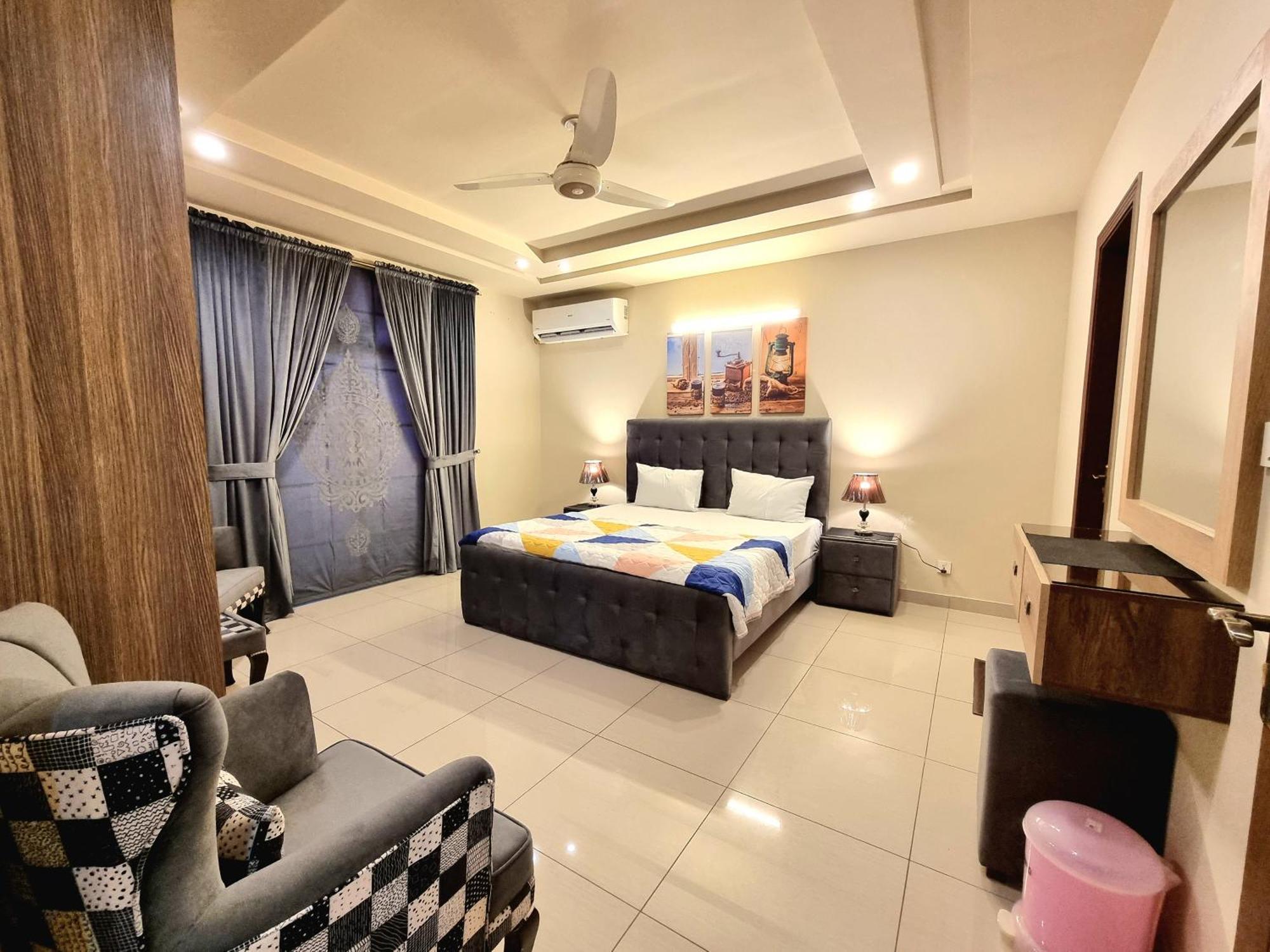 Executive 3 Bedrooms Apartment In Bahria Town Rawalpindi Exterior photo