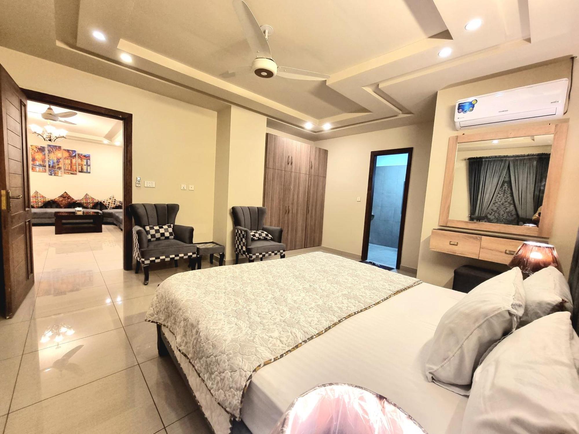 Executive 3 Bedrooms Apartment In Bahria Town Rawalpindi Exterior photo